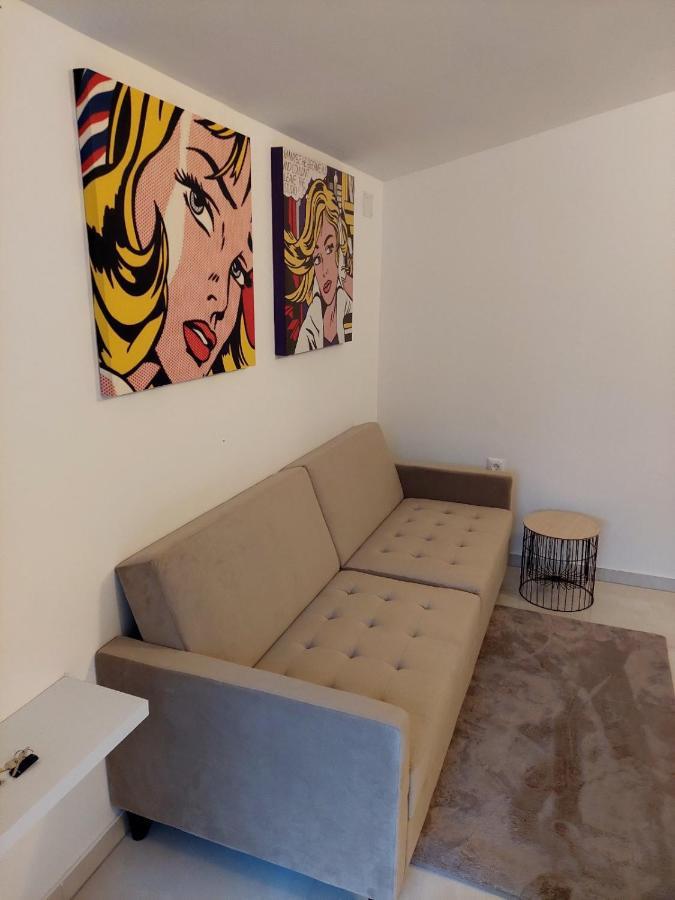 לוקובו Apartman Ulrich מראה חיצוני תמונה