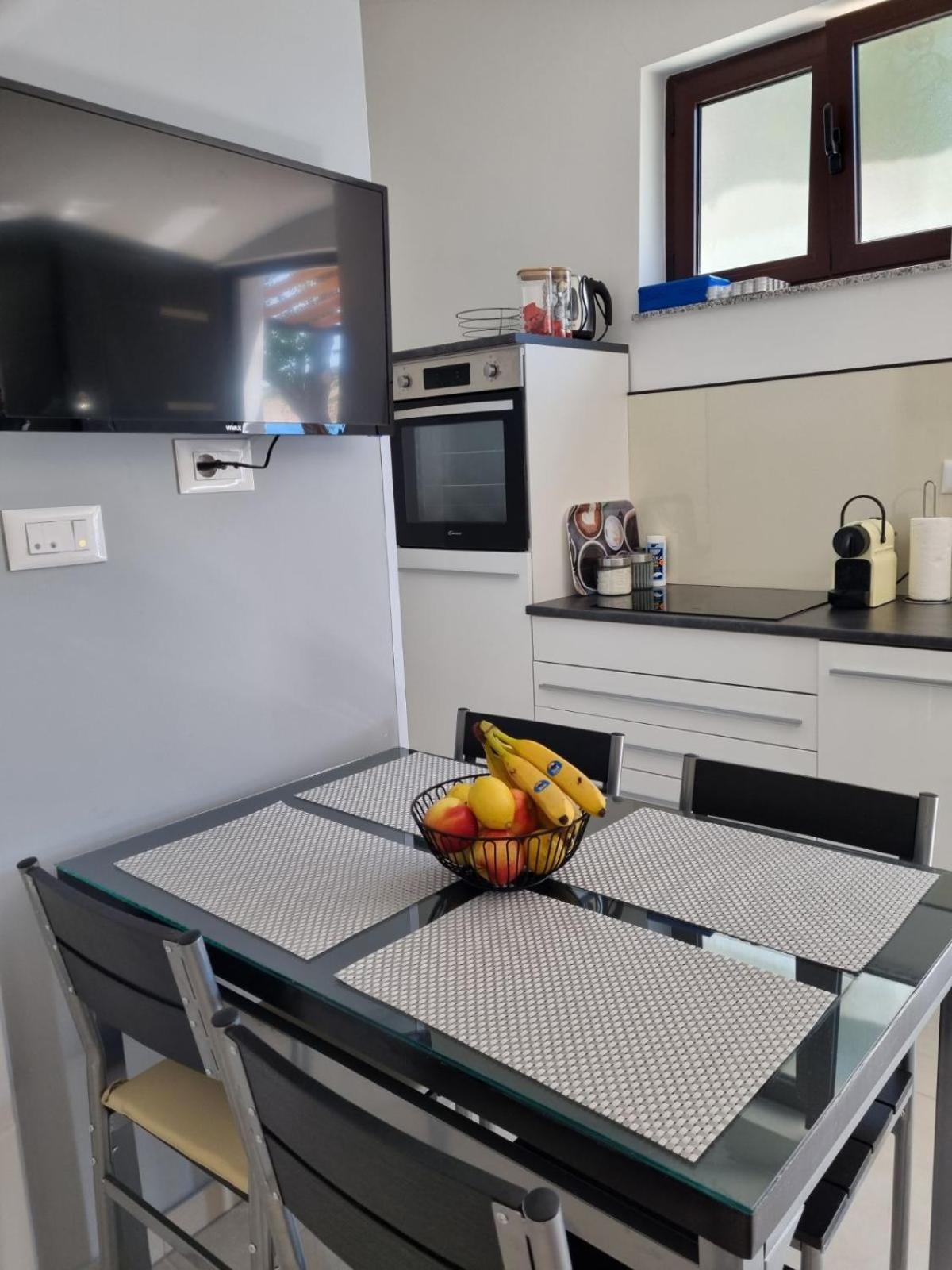 לוקובו Apartman Ulrich מראה חיצוני תמונה