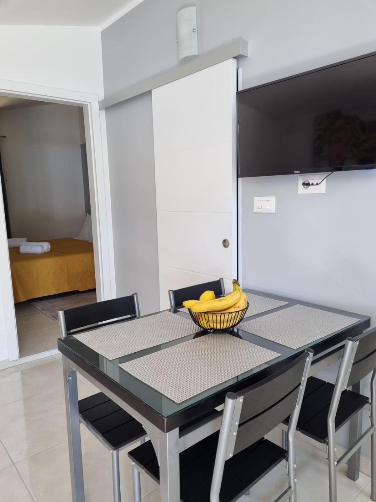 לוקובו Apartman Ulrich מראה חיצוני תמונה